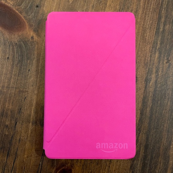 Amazon Fire HD 6 Tablet, 6" HD Display, Wi-Fi with Case Great For Kids, Movies - Picture 6 of 7